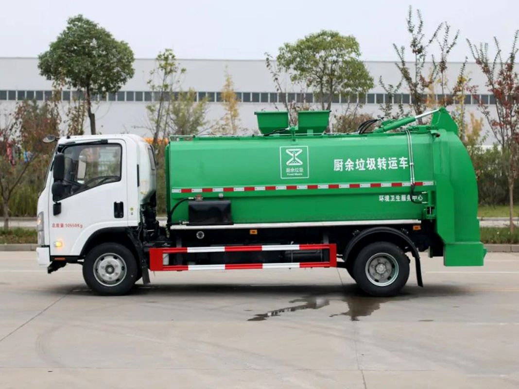 慶鈴五十鈴6方餐廚垃圾車(chē)