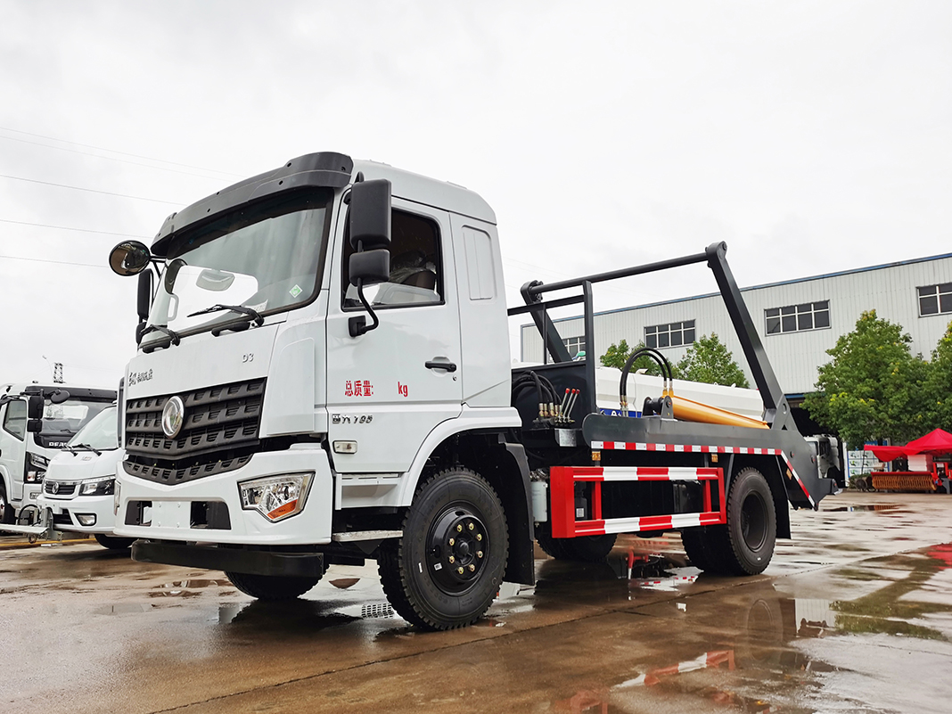國(guó)六東風(fēng)專底 8~10方 擺臂垃圾車